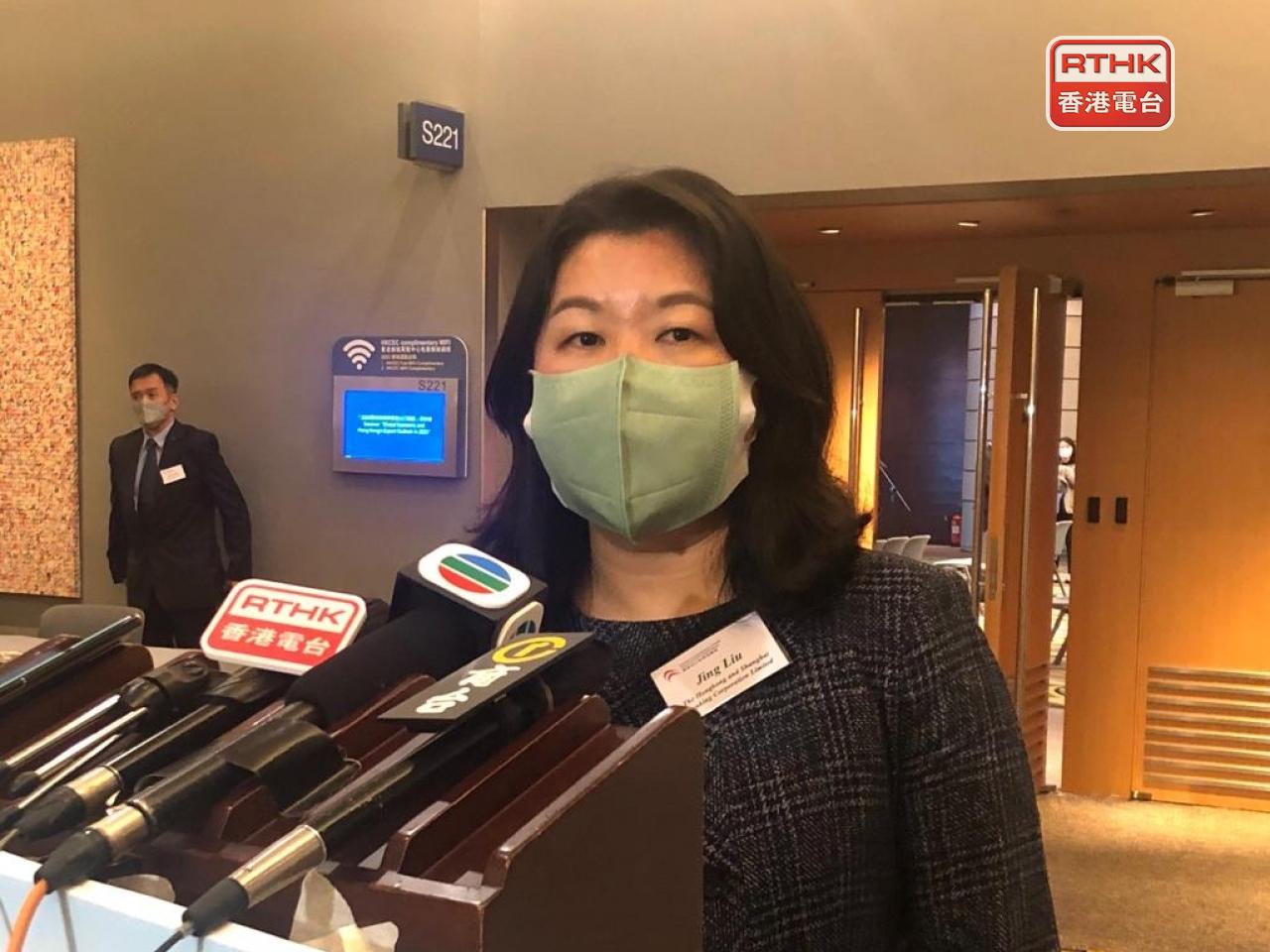 劉晶預期，內地下季經濟將會強勁復蘇，消費有望按年反彈8%，全年經濟將增長5%，明年則加快至5.8%。（羅煒皓攝）