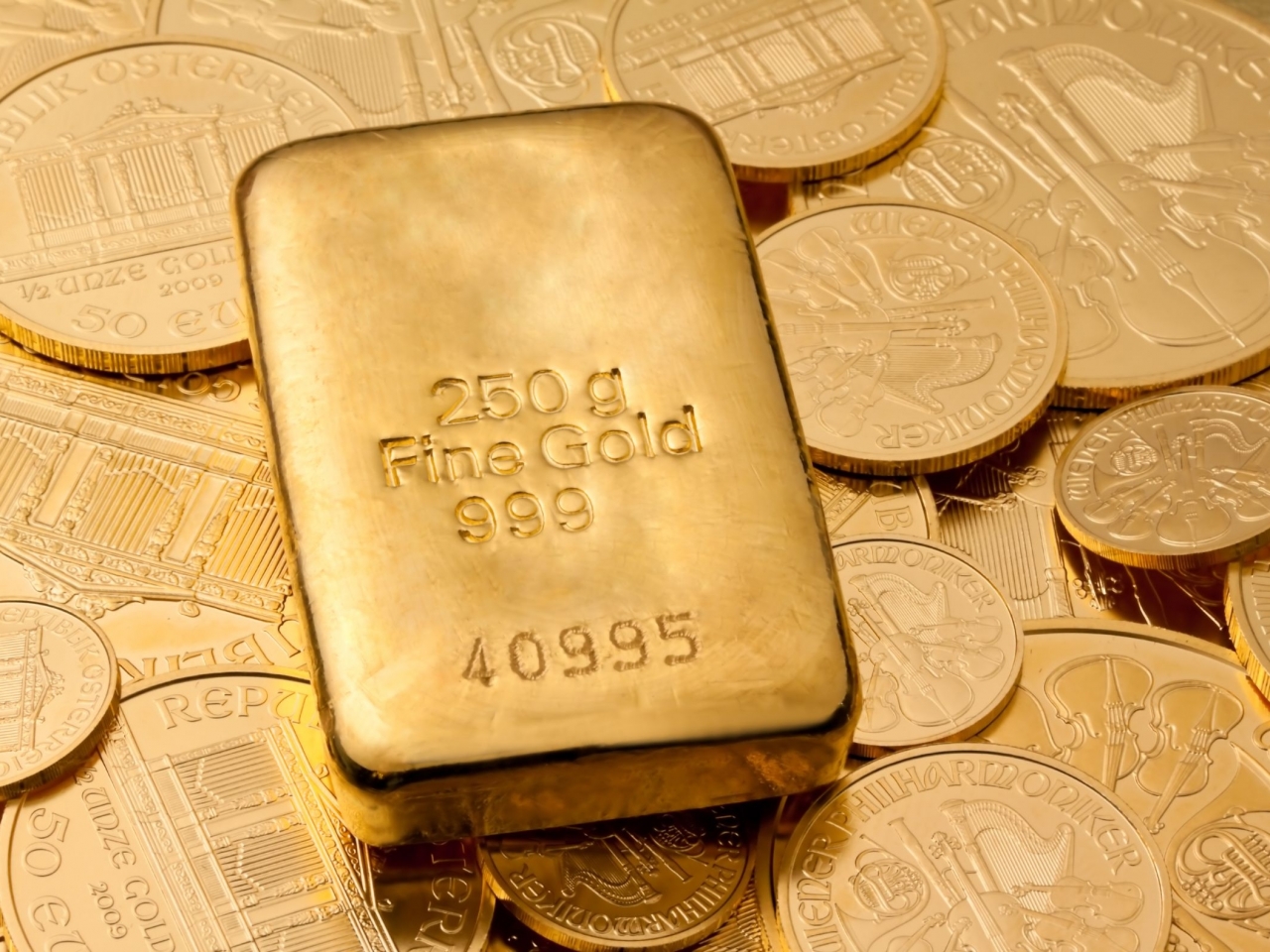 現貨金較早時報每盎司1854.49美元，下跌0.59%。（shutterstock）