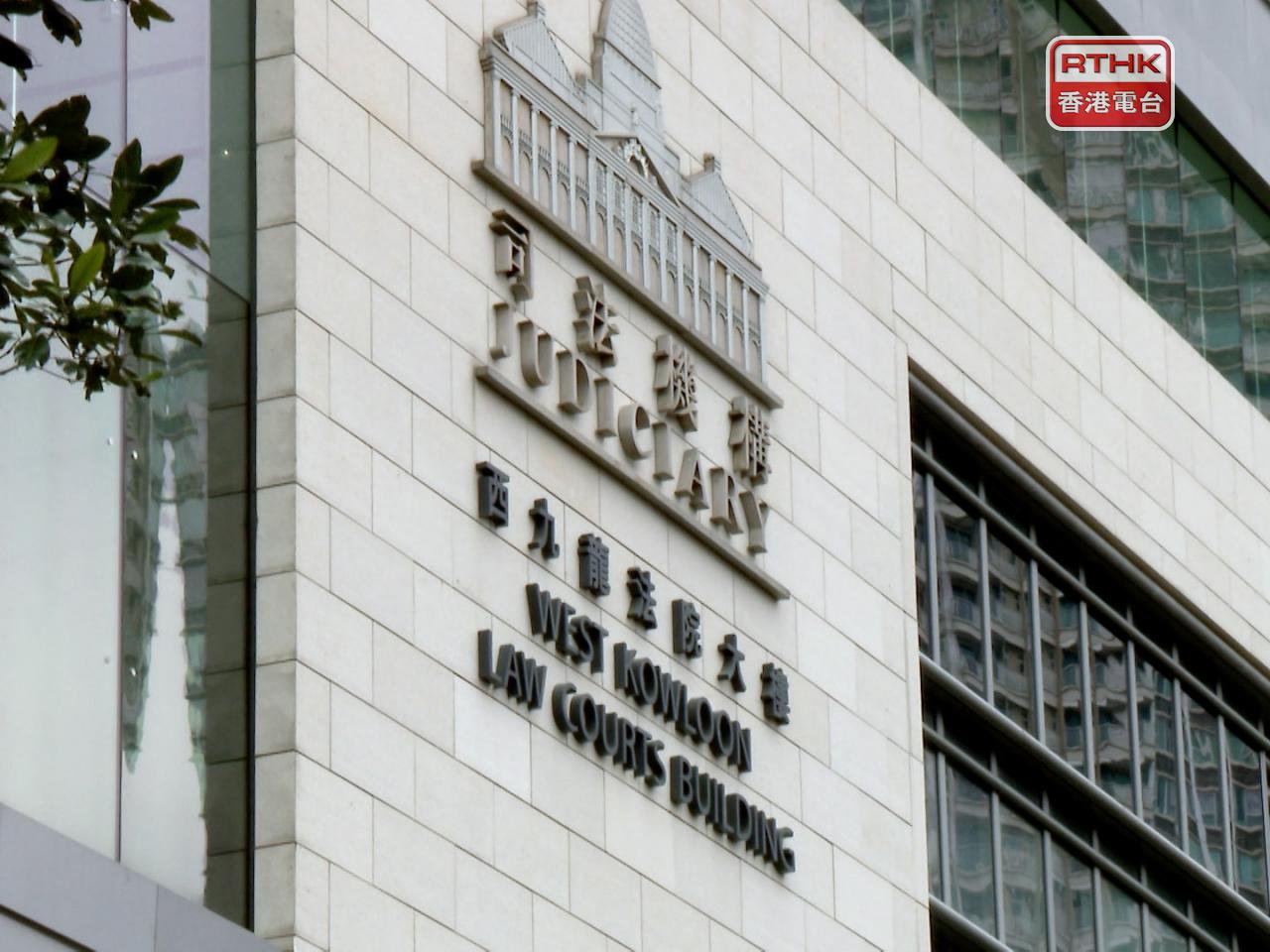 已認罪的被告區諾軒，以控方證人身份繼續作供。（廖漢榮攝）
