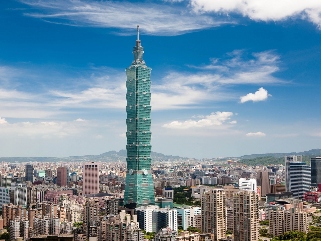 港澳居民赴台自由行本月20日開放，同步恢復港澳居民網簽及雲端停留申請。（shutterstock）