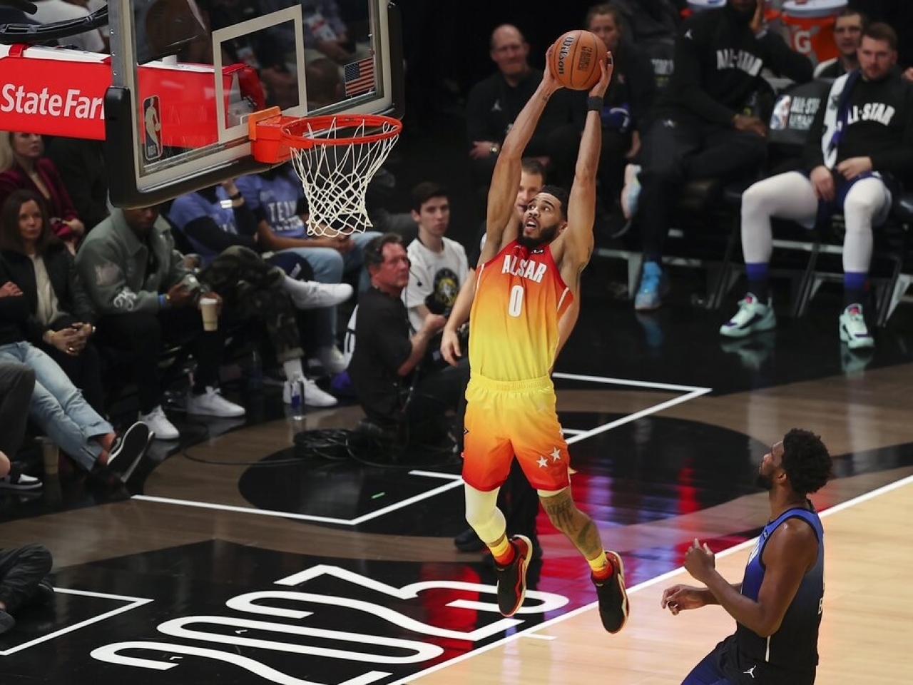 Jayson Tatum made 22-of-31 shots from the floor, 10-of-18 from 3-point range and added 10 rebounds, six assists, a steal and a blocked shot. Photo: AP