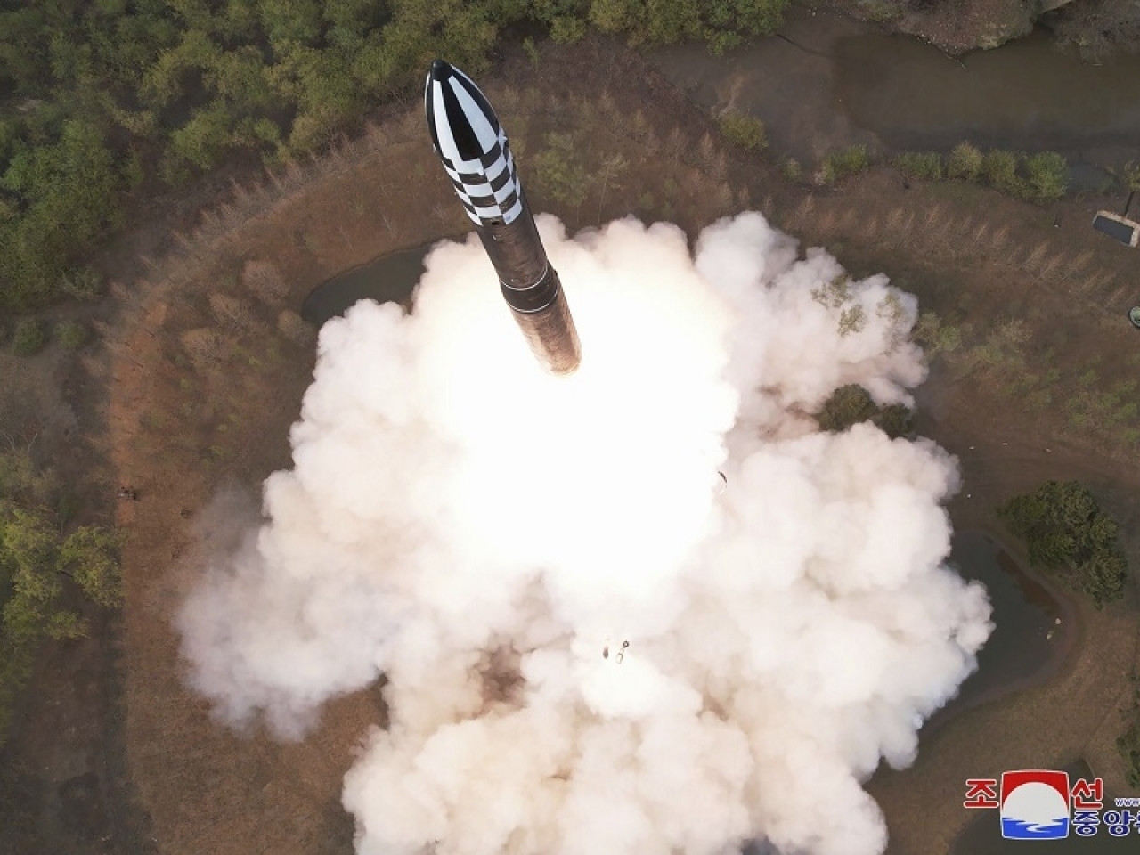 This photo provided by the North Korean government shows the test-launch of the Hwasong-18 intercontinental ballistic on Thursday. Photo: Korean Central News Agency/Korea News Service via AP