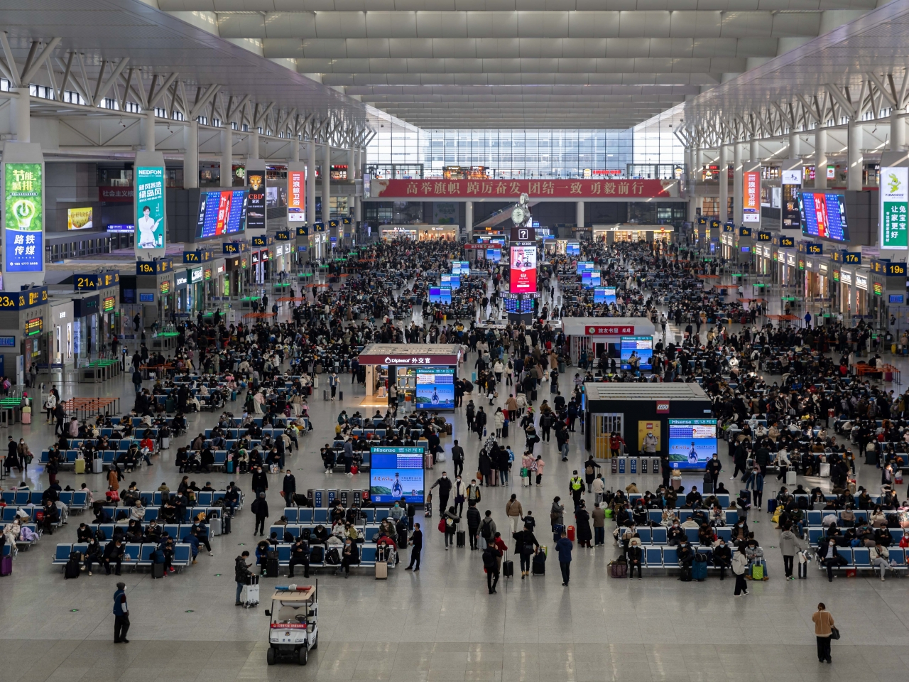 China's Spring Festival travel rush runs from January 26 to March 6 this year. File photo: Xinhua