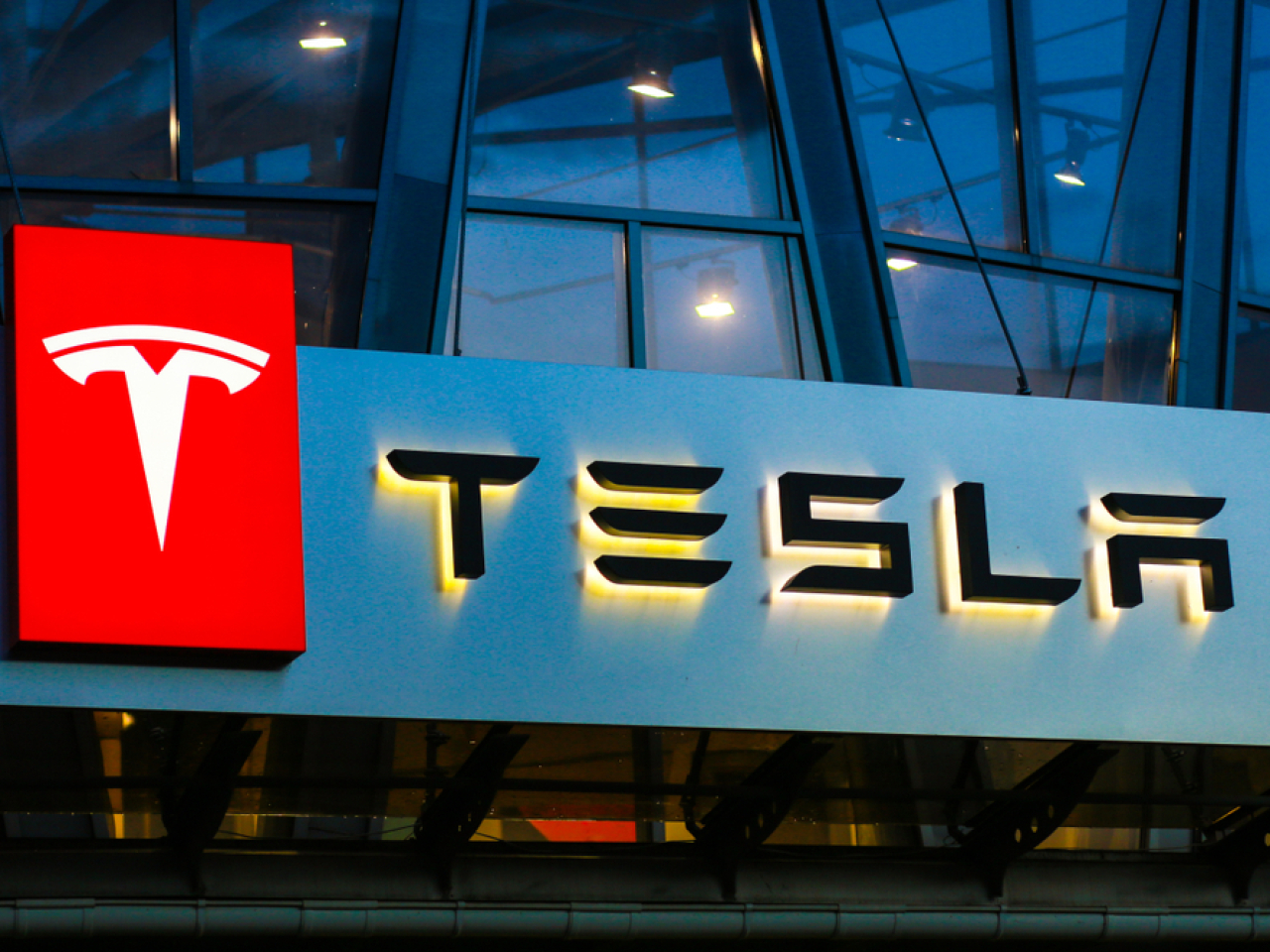 The warning light recall will be done with an online software update. Photo: Shutterstock