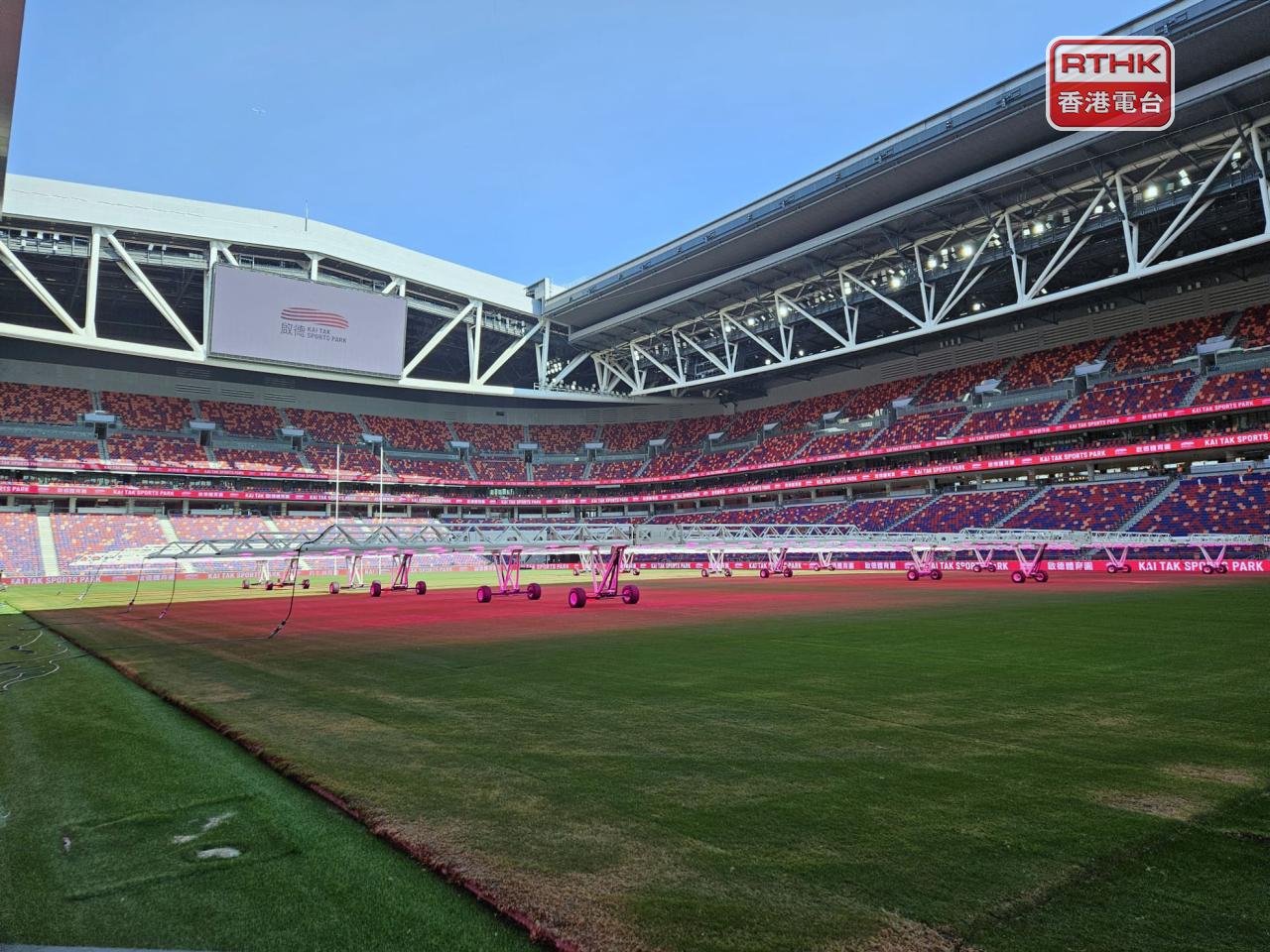 啟德體育園表示，曾收到有關集團租用啟德體育園場地的查詢，其後要求對方提交申請文件，但至今尚未收到。（港台圖片）