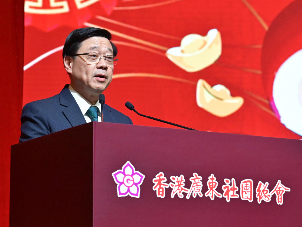 李家超表示特區政府會帶領社會直面挑戰，在變局中打開香港新天地。（政府新聞處）