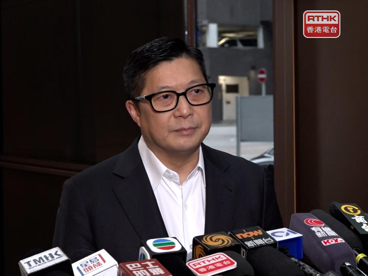 鄧炳強表示，獲救的6名男女，預料將於晚上返港。（孔令輝攝）