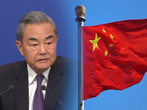 全國兩會｜王毅︰不能幻想一邊打壓一邊與中國發展良好關係