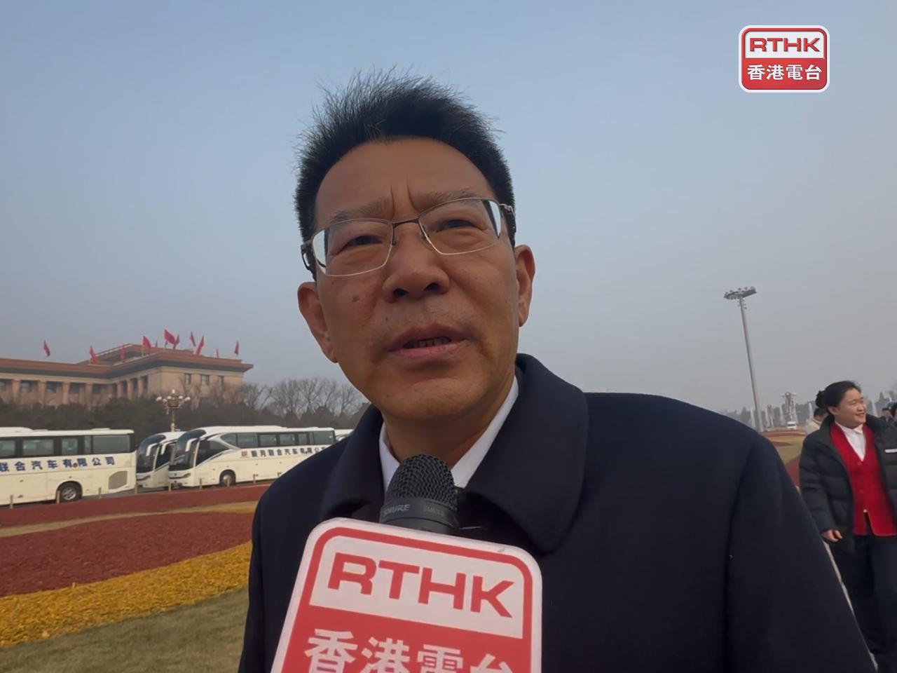 王靈桂表示，立法會選舉屬特區內部事務，相信特區政府一定會通過各種途徑徵求意見。（陳曉筠攝）