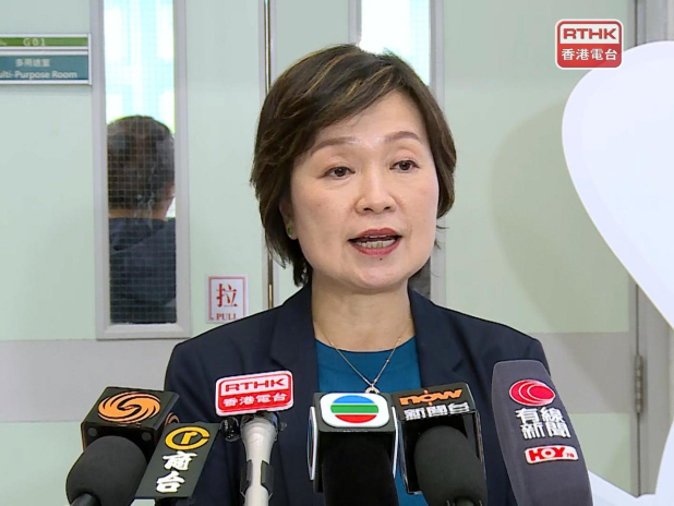 蔡若蓮稱過去幾年已經降低開班要求,小一以一班16人劃線,她形容要求已經很寬鬆。(張連登攝)