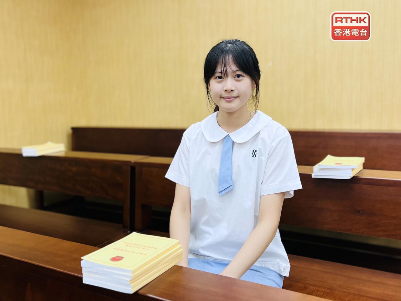 學生林艷蓉說，近年認識多了新型國家安全領域的知識，而內地考察團亦有助了解國情。（鄧穎琳攝）