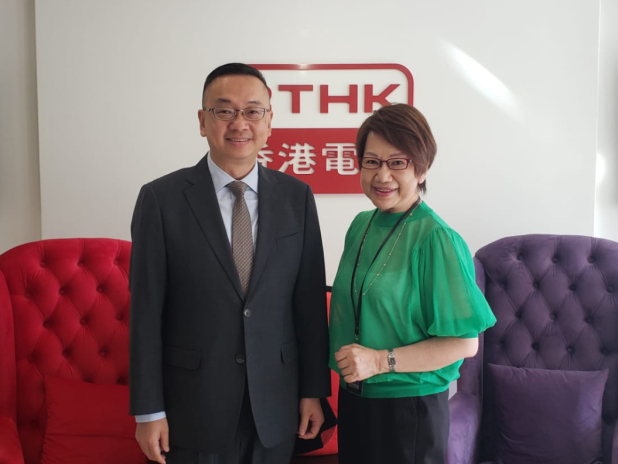 郭俊峯(左)表示,今年首5個月有12000多名訪客被拒入境香港。(舊日的足跡圖片)