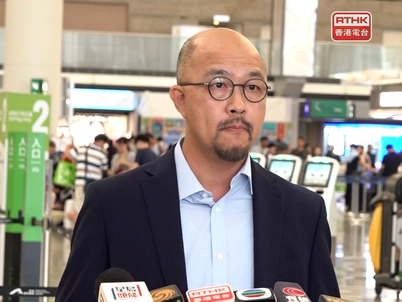 香港即時新聞網- 港台: 風暴消息｜機管局指明日大量航班取消延誤一兩日才完全恢復