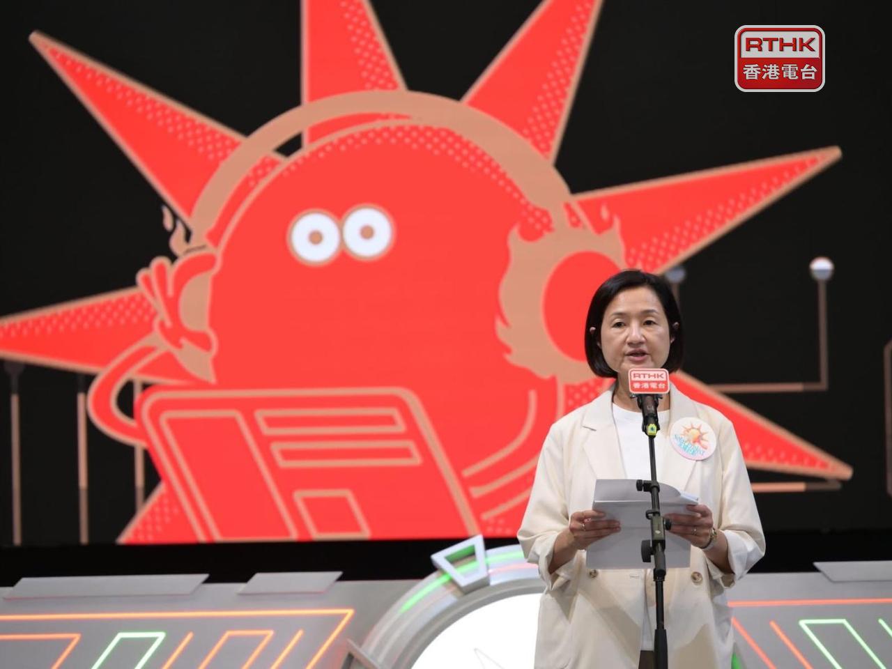 關婉儀勉勵參加者，要成為掌握人工智能技術的新世代。（港台FB圖片）