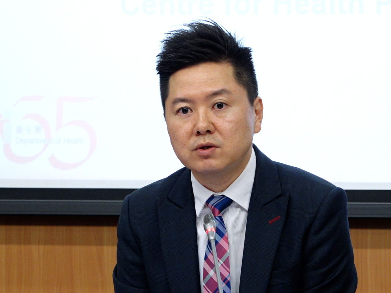 徐樂堅表示，根據三地建立的傳染病通報機制，充分掌握廣東省近日基孔肯雅熱的最新情況。（港台圖片）