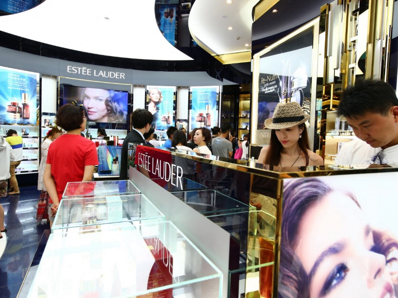 The number of duty-free items in Hainan will increase from about 1,900 to around 6,600. File photo: AFP