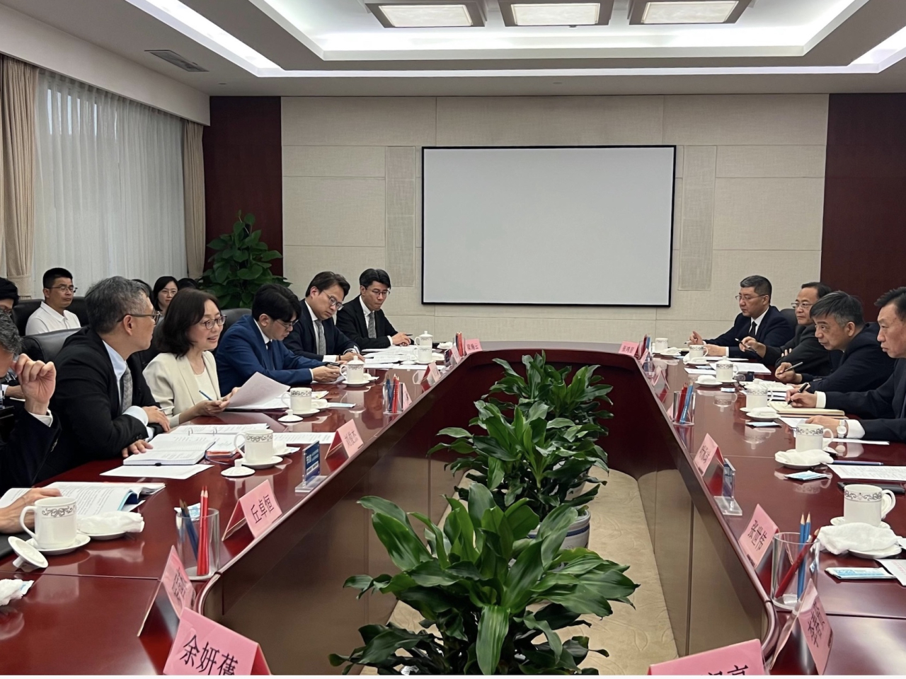 甯漢豪繼續訪京行程，拜訪水利部分享涉水事務管理與合作。（政府新聞處）