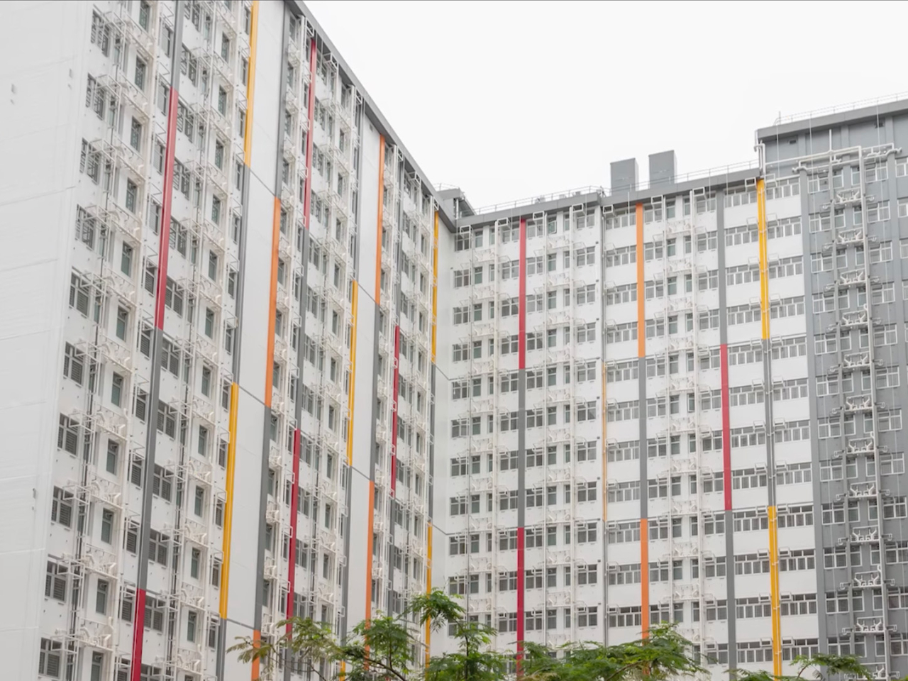 簡約公屋彩興正陸續安排入伙。（何永賢社交網頁截圖）