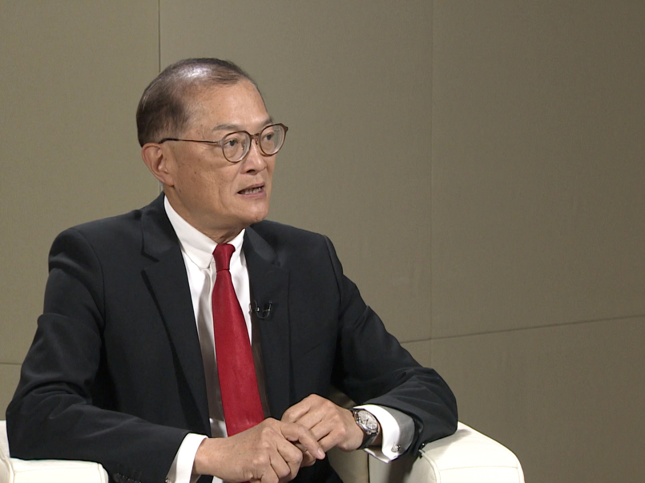 Health Secretary Lo Chung-mau says the recommendations will be made before September's Policy Address. File photo: RTHK