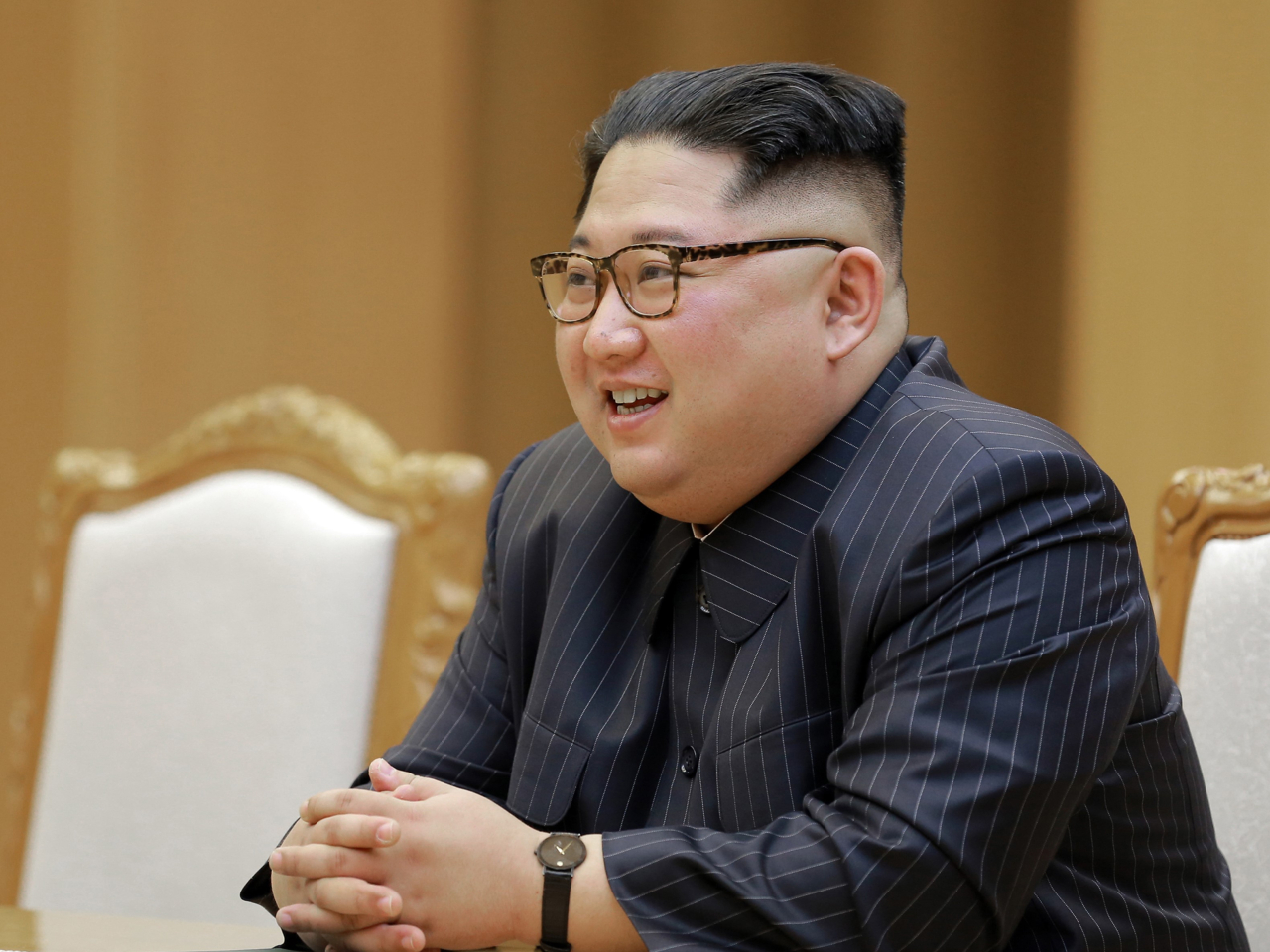 金正恩昨日在北韓首都平壤參謁中朝友誼塔。（新華社資料圖片）