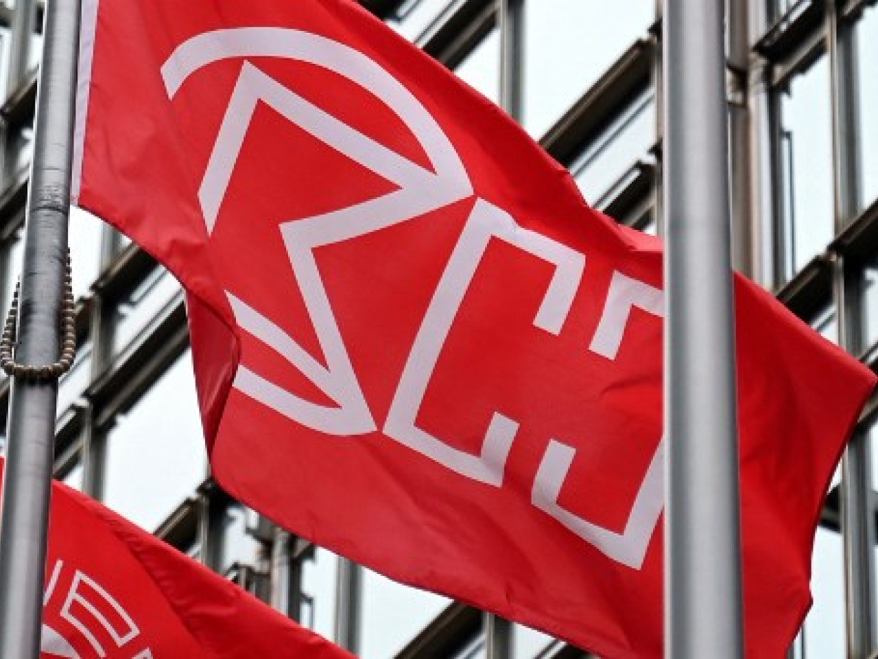 CK Hutchison says it is looking for a mainland partner to join a consortium bidding for its ports business. Photo: AFP