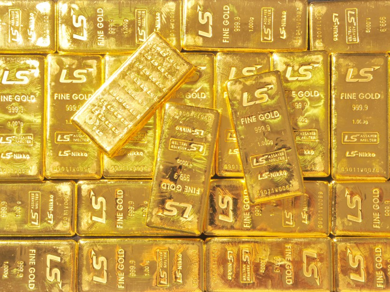 紐約期金收市報每盎司3324美元，升幅0.4%。（法新社資料圖片）