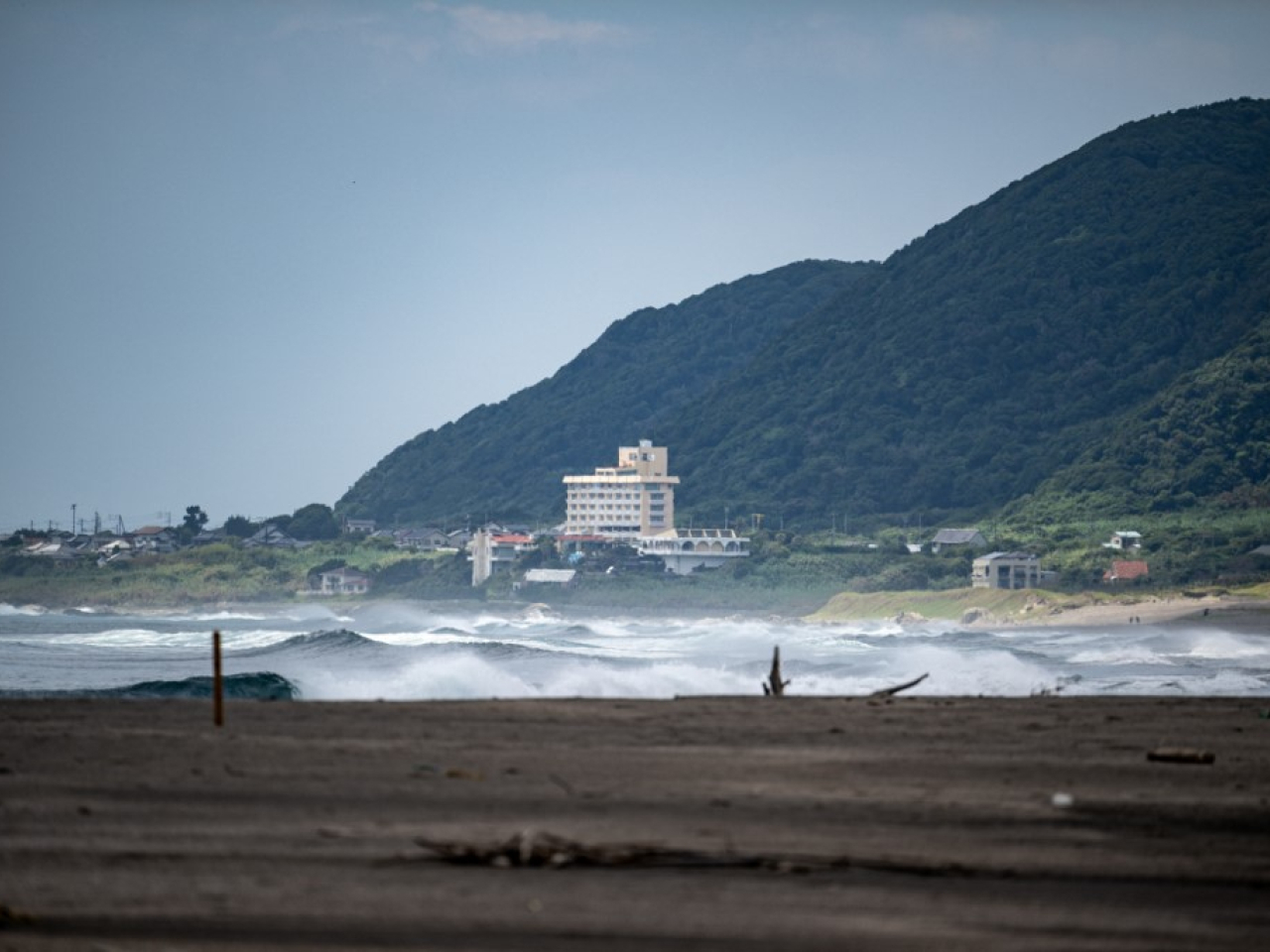 日本解除所有地區與俄羅斯堪察加半島地震相關的海嘯注意警報。（法新社）