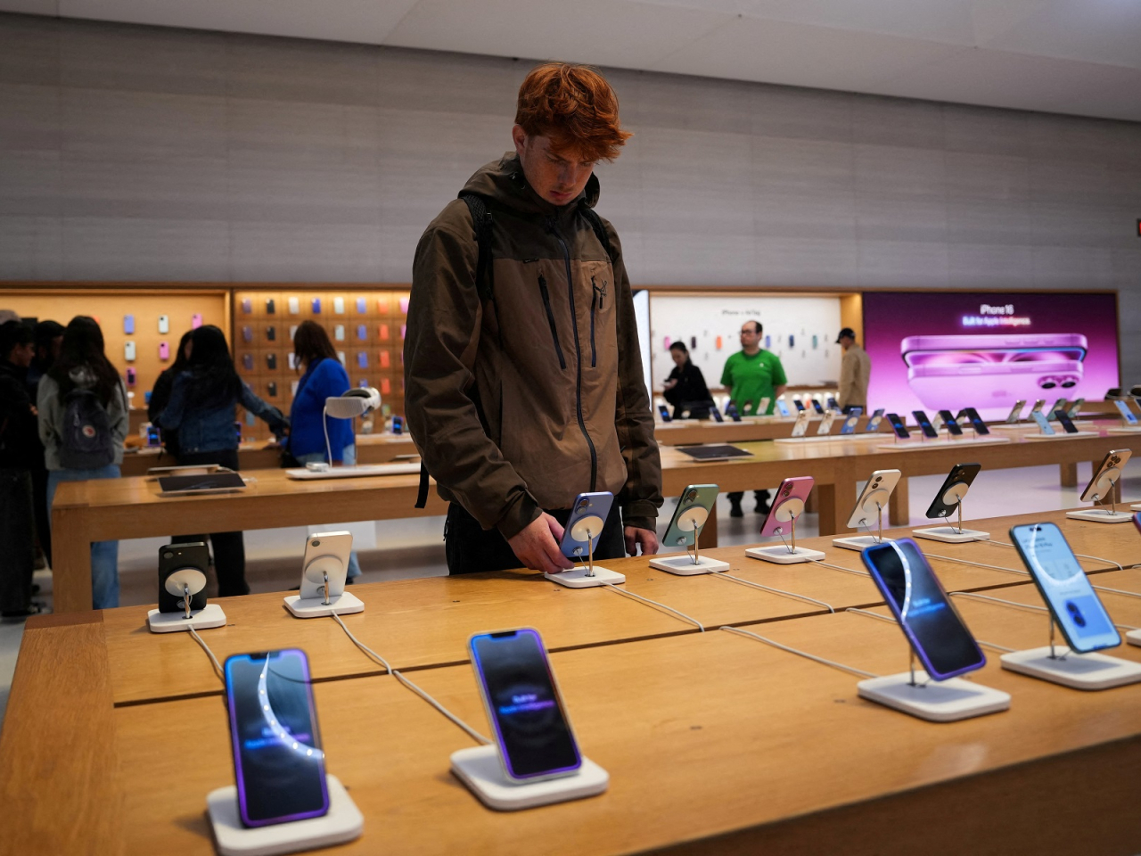 Double-digit growth in iPhone sales helped boost profit for tech giant Apple. Photo: Reuters