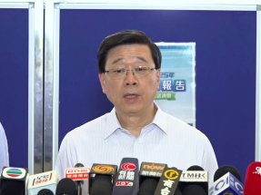 施政報告2025｜特首稱香港處經濟轉型期　會支援面對壓力企業