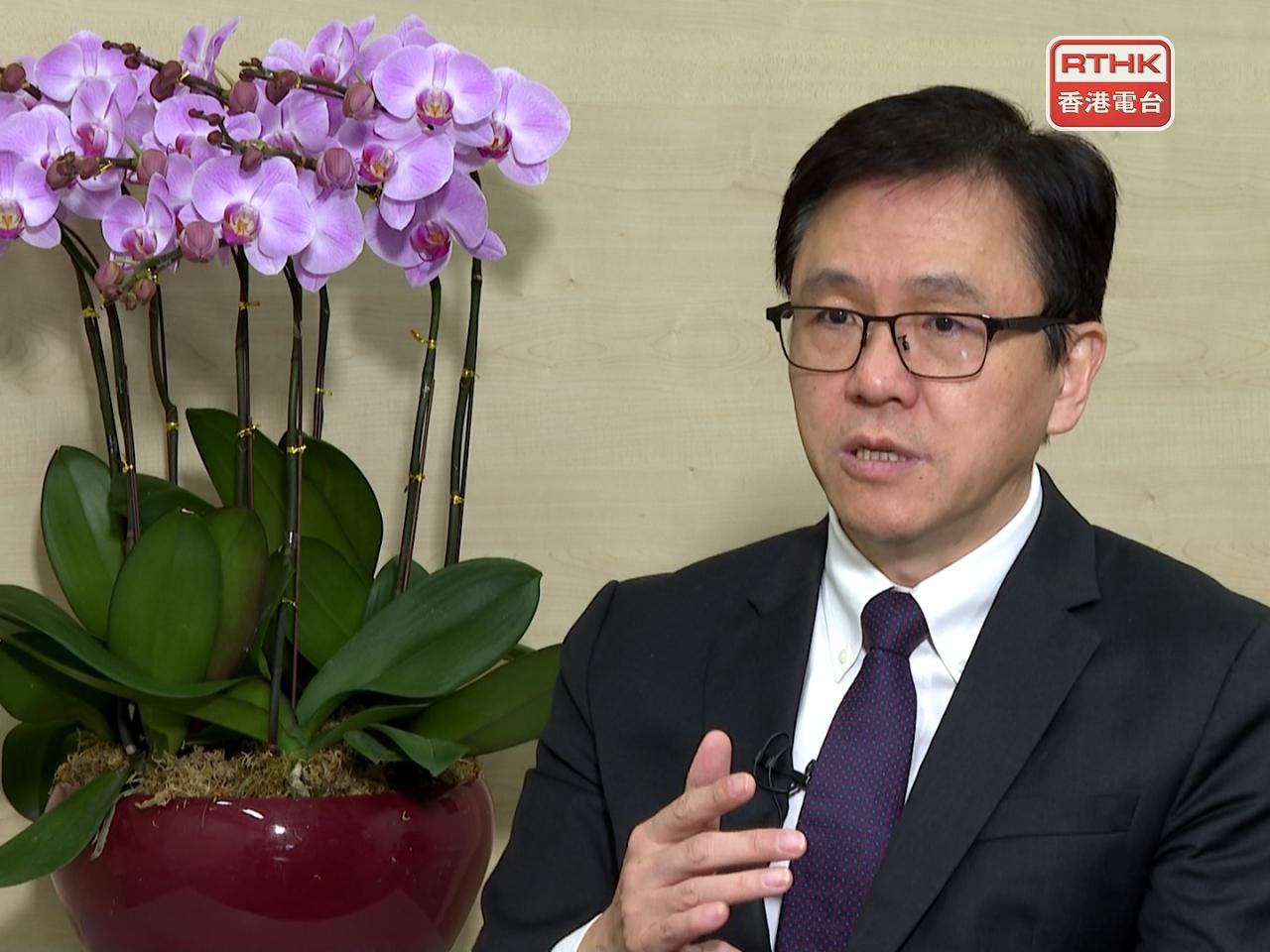 孫東前往韓國仁川，出席亞太區經濟合作組織數字與人工智能部長級會議。（港台圖片）