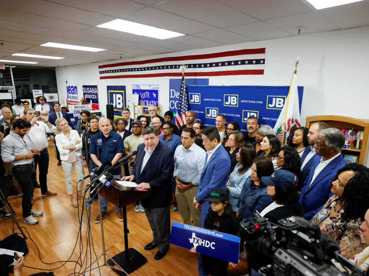 Illinois Governor JB Pritzker said that his state would protect Democrats who left Texas over Republican efforts to redraw congressional maps. Photo: Reuters