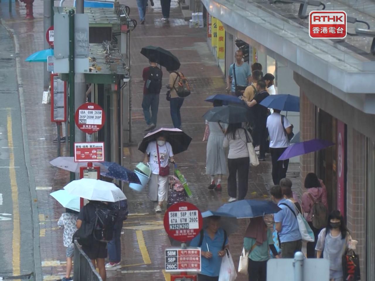 The Observatory warned that further heavy rain could cause, or may have already caused, serious road flooding and significant traffic congestion. Photo: RTHK