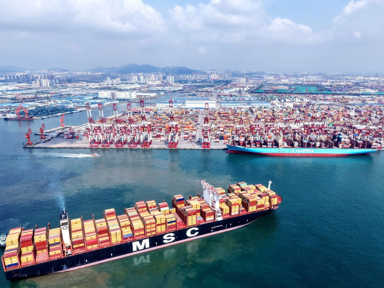 China's exports beat forecasts in July, as manufacturers made the most of the tariff truce between Beijing and Washington. File photo: AFP