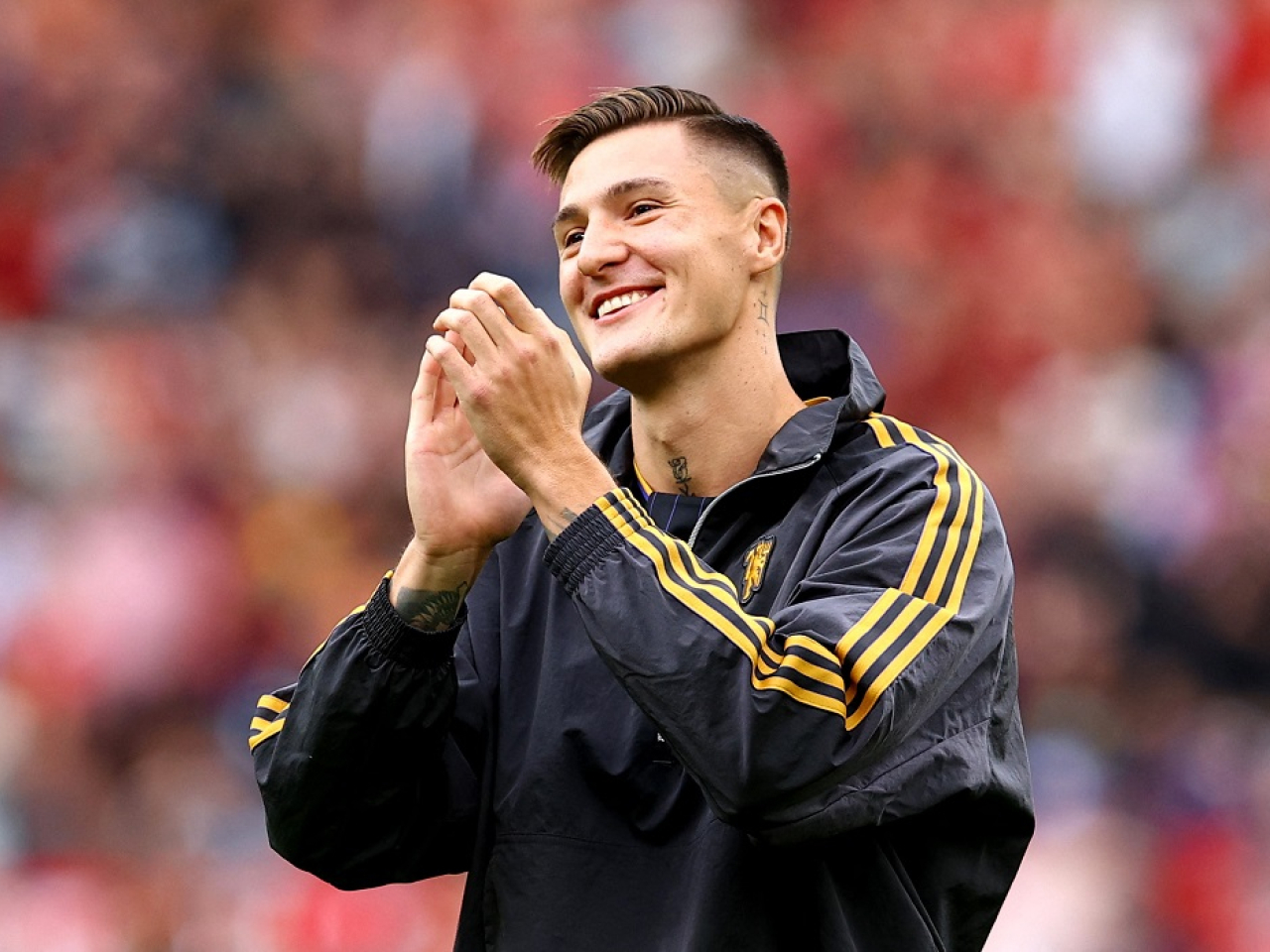 Benjamin Sesko applauds fans before Saturday's match. Photo: Reuters