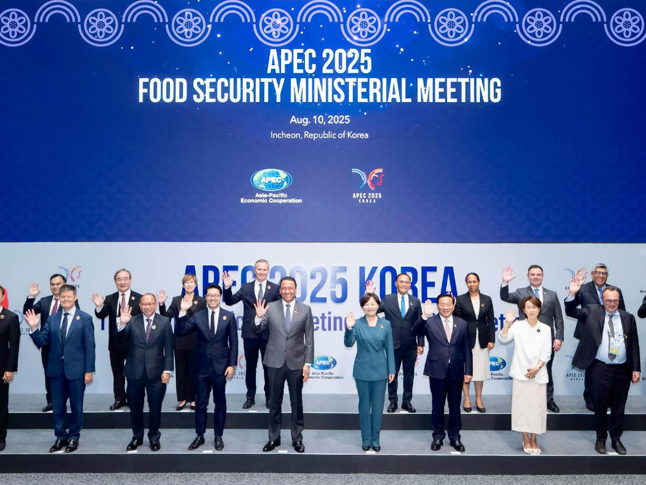 黎存志（前排左二）出席為期兩日的亞太經合組織糧食安全部長級會議。（政府新聞處提供）