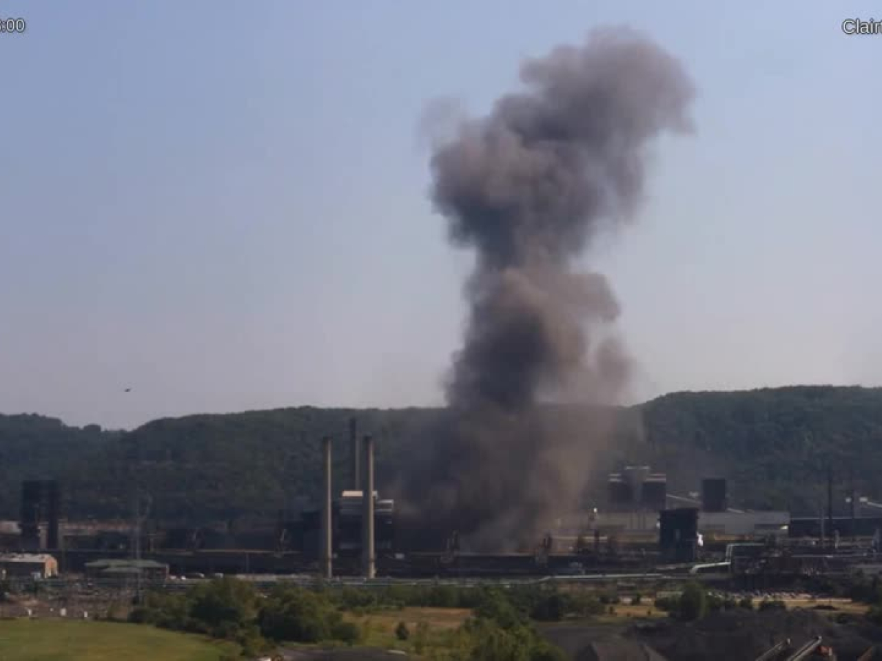 美國鋼鐵工廠爆炸，檢測確定空氣污染物未有超標。（路透社）
