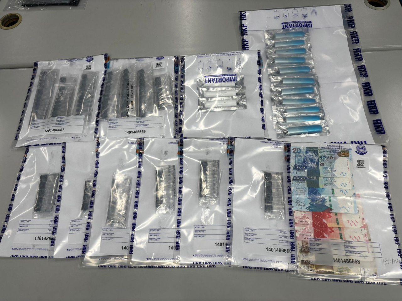行動中檢獲的證物總市值約26000元。（警方圖片）