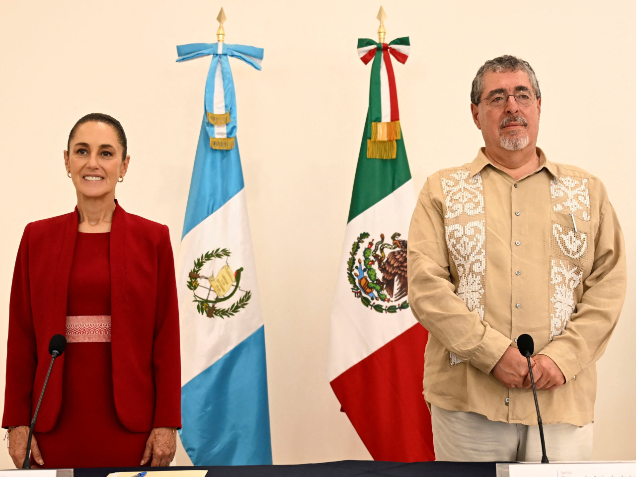 Guatemalan President Bernardo Arevalo hosts his Mexican counterpart Claudia Sheinbaum in Peten, Guatemala. Photo: Reuters