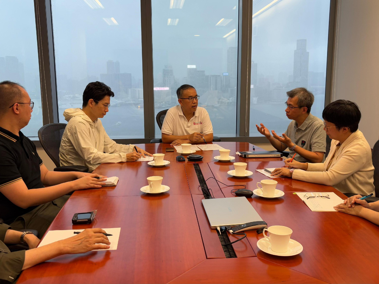 Secretary for Financial Services and the Treasury, Christopher Hui, said during an urgent meeting that a three-pronged approach will be taken to investigate the incident. Photo courtesy: GIS