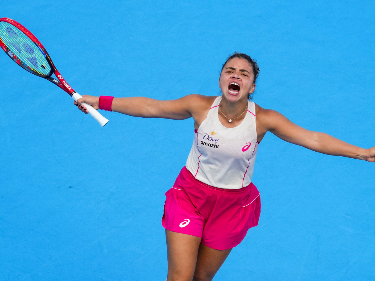 World number nine Paolini overcame a second set blip against Veronika Kudermetova to advance. Photo: Reuters