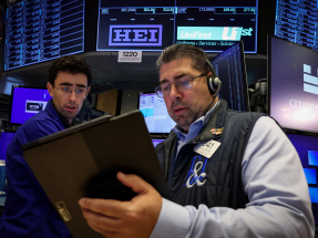 US stocks fell ahead of a widely anticipated speech by the US Federal Reserve chairman. Photo: Reuters