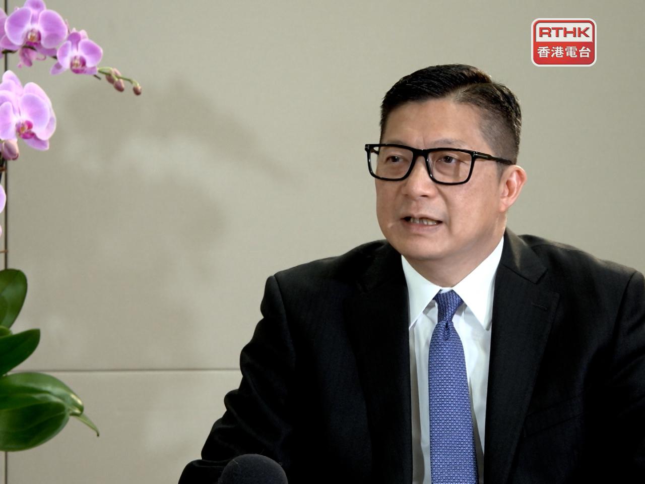鄧炳強說，維護國家安全是每個國家包括中國的首要任務。（港台圖片）
