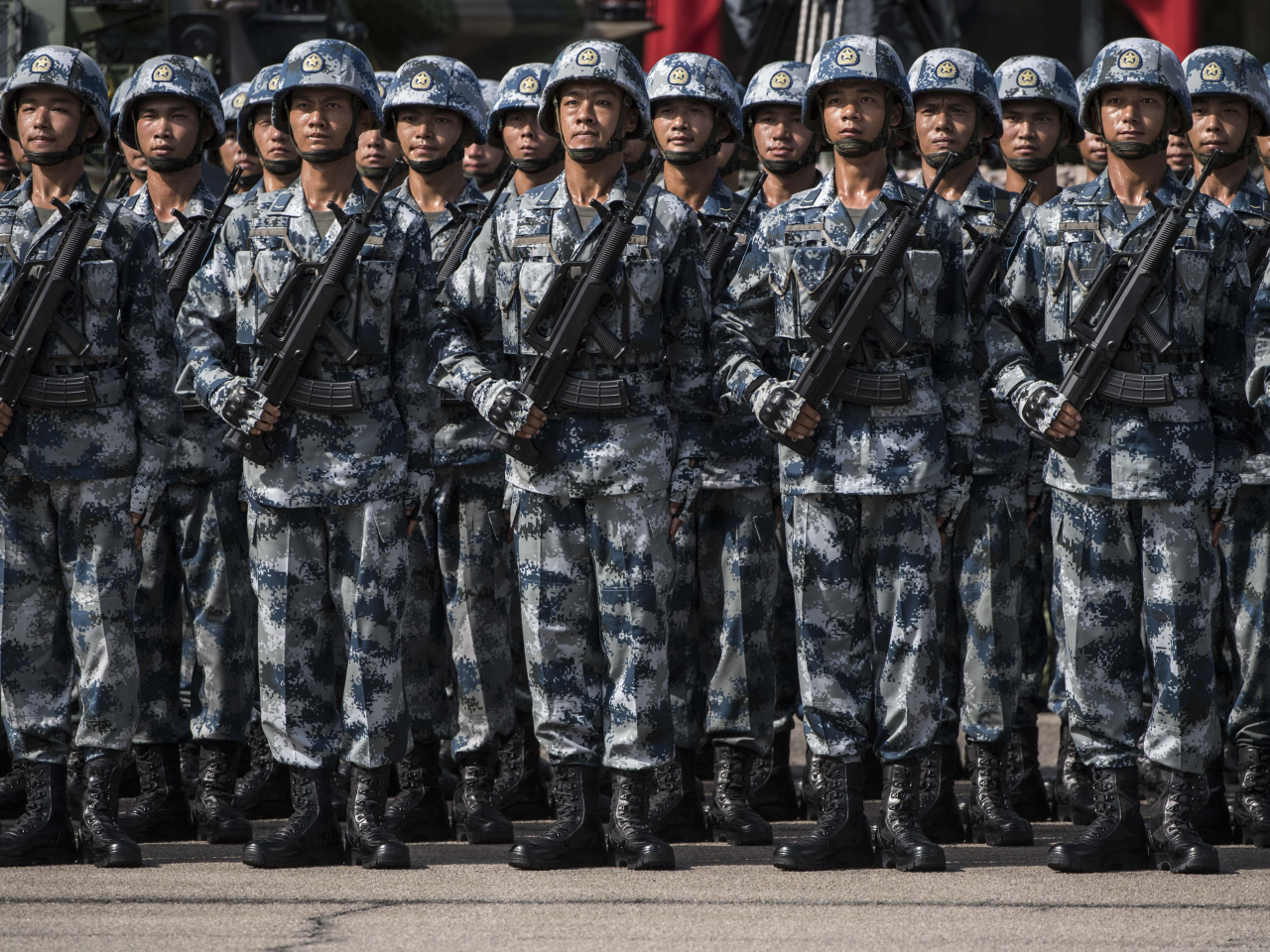 解放軍駐港部隊完成第28次建制單位輪換。（新華社資料圖片）