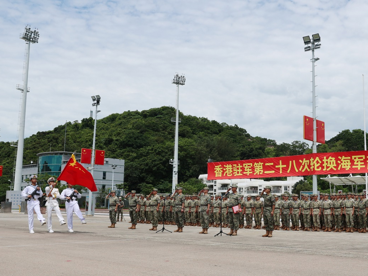海軍部隊防務交接儀式。（政府新聞處）