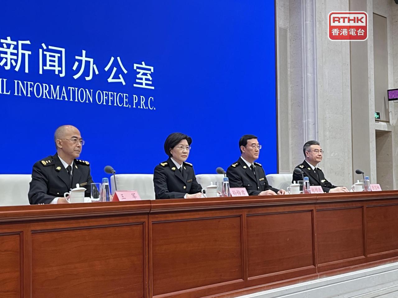 國務院新聞辦公室舉行高質量完成「十四五」規劃系列主題新聞發布會。（鄧穎琳攝）