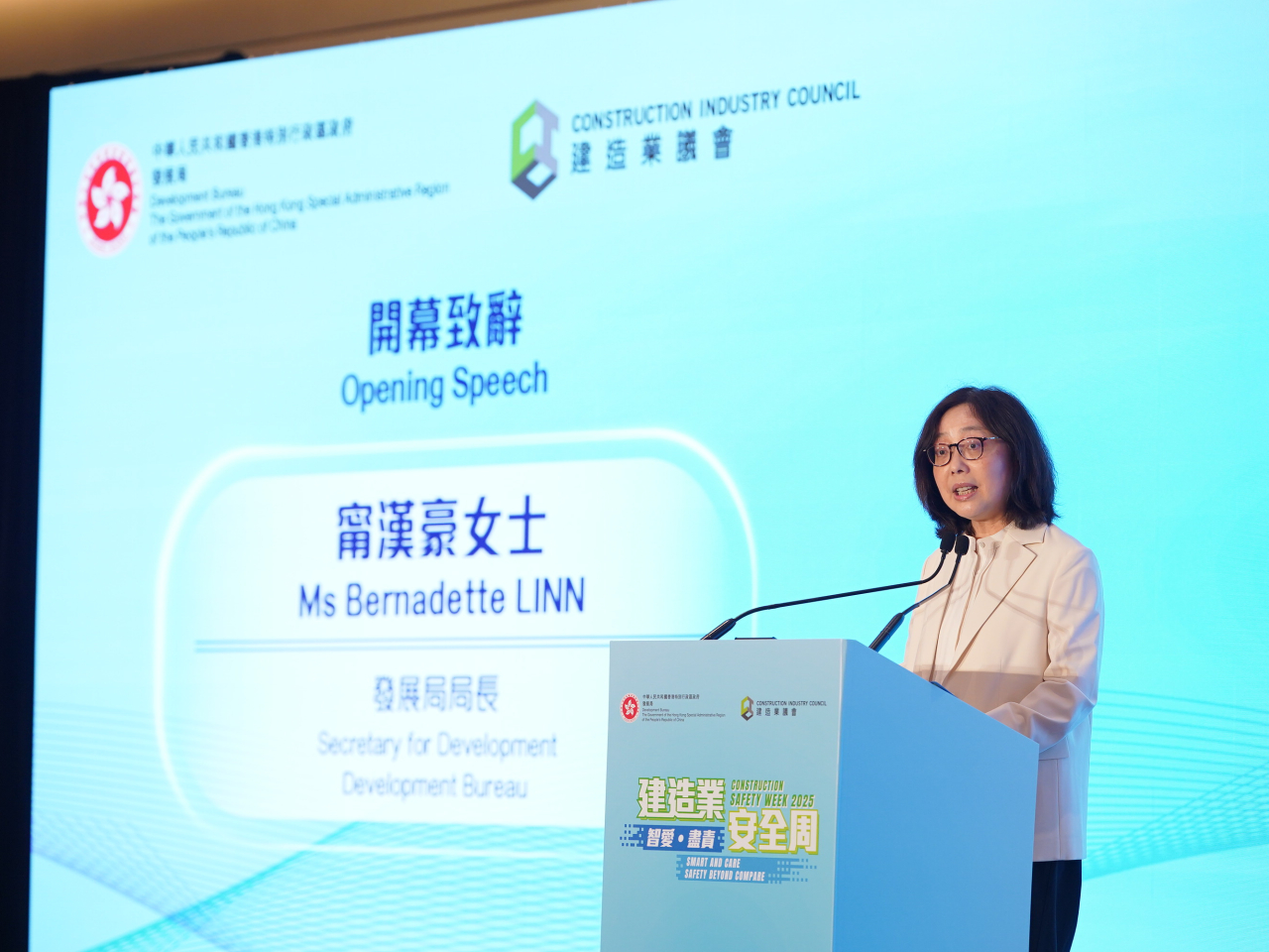 甯漢豪表示，建造業「前線人員安全表現記錄計劃」由4月推出至今，已有約3萬個工友參與。（政府新聞處）