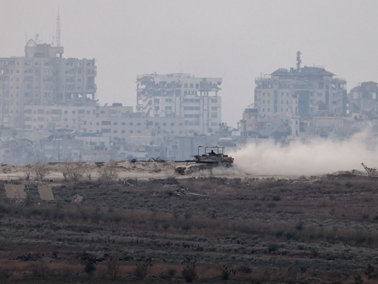 The UK government, in announcing its decision not to invite Israeli government representatives, says the decision to escalate the military operation in Gaza is wrong. File photo: Reuters