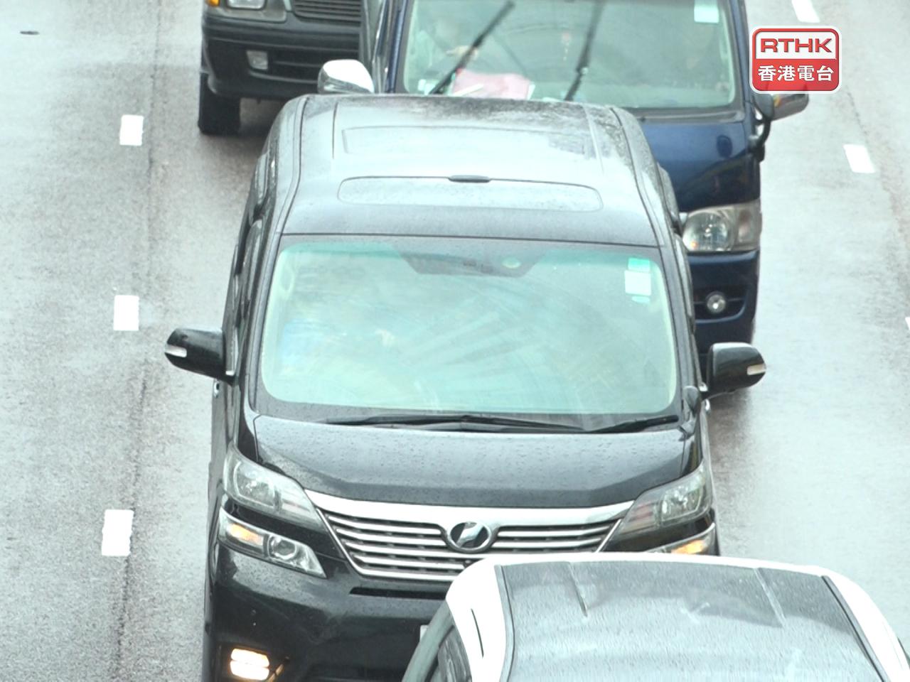 據了解，行政會議通過規管網約車框架的條例草案。（港台圖片）