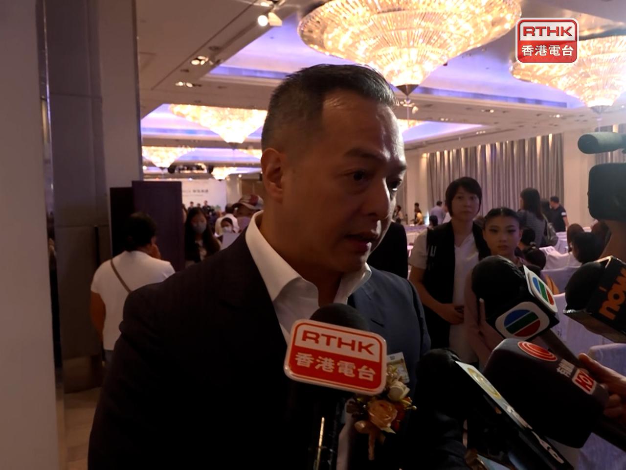 周一鳴表示，涉事警員正身於柬埔寨，現時安全，警方今日會派員到當地了解情況。（梁禎祥攝）