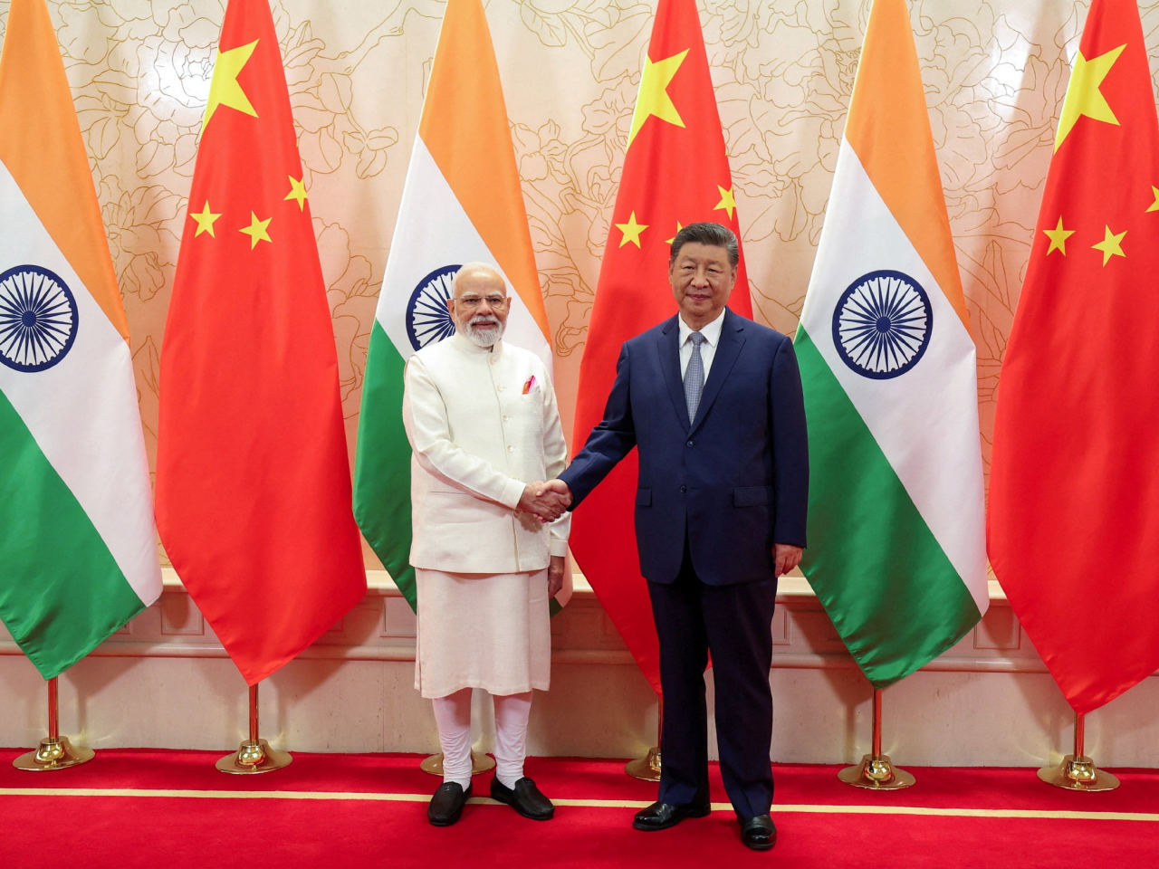 Both leaders reiterated the need to work closely together. Photo: Reuters